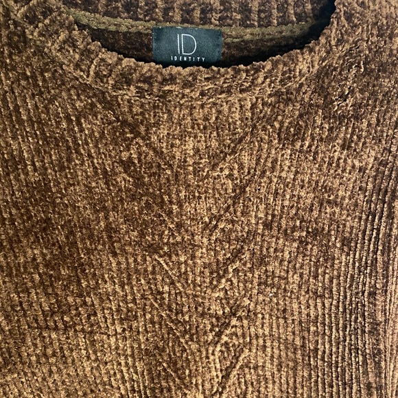 ID Identity Brown Chenille Women's Sweater Cropped Size S NEW - Picture 3 of 5